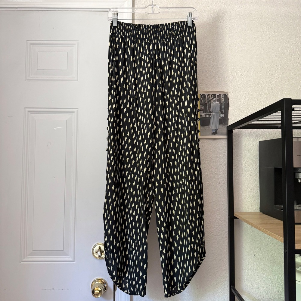 KHUSH black cream geo diamond boho tropical tribal tulip hem rayon pull on pants